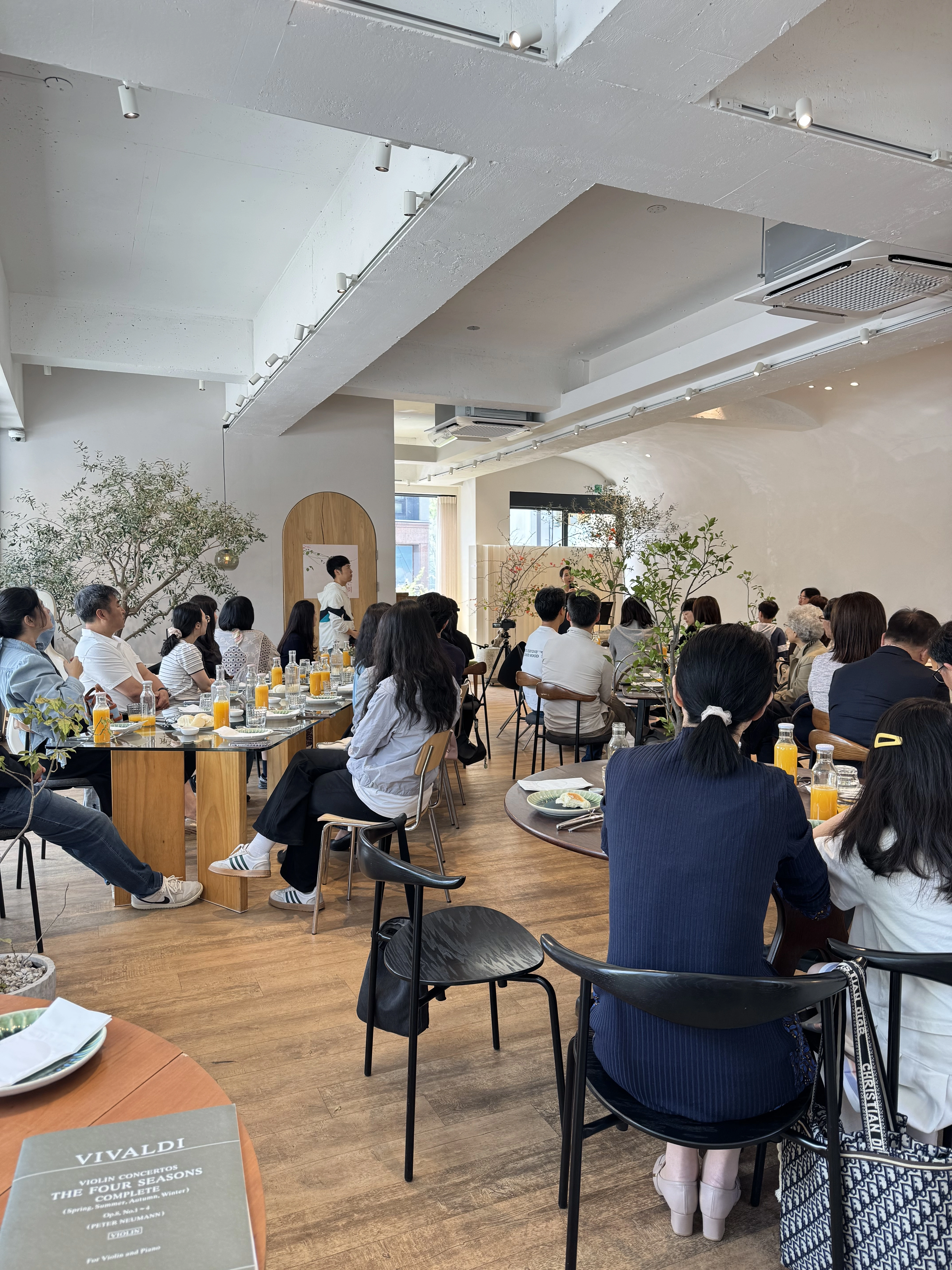 바이탈바이브 공간